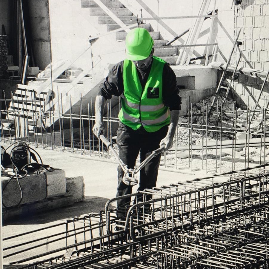 09fc3773-9af7-4f30-ba8a-c14d5fd9fdd9